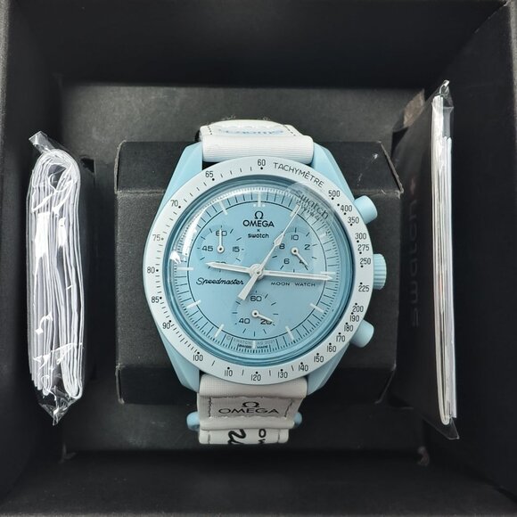 🍊Swatch X Omega Moonswatch Mission To Uranus - Picture 3 of 5